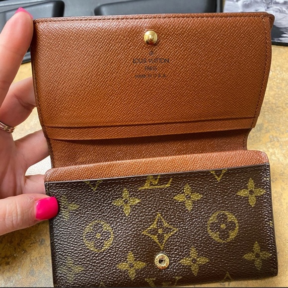 SOLD!!! Authentic Louis Vuitton Porte Monnaie Billets Tresor Wallet in EUC! - Picture 5 of 12